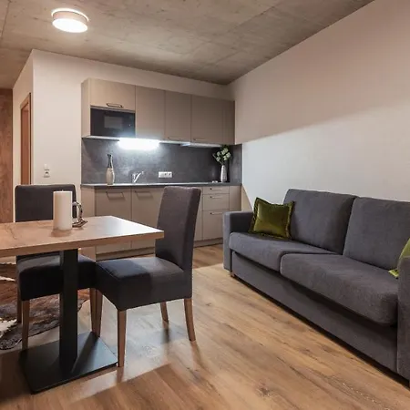 Residenz Fliana Deluxe Apartman