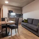 Residenz Fliana Deluxe Apartamento